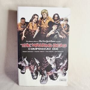 New-The Walking Dead Ultimate Edition Compendium One Softcover Image Comic Book